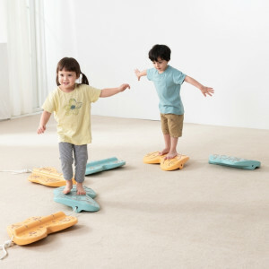 Butterfly Path for Balance and Motor Skills in Children